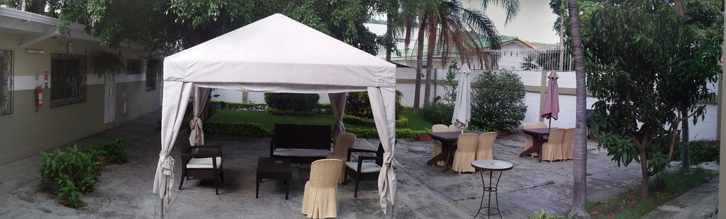 Urdesa Suites Hotel Guayaquil Exterior photo