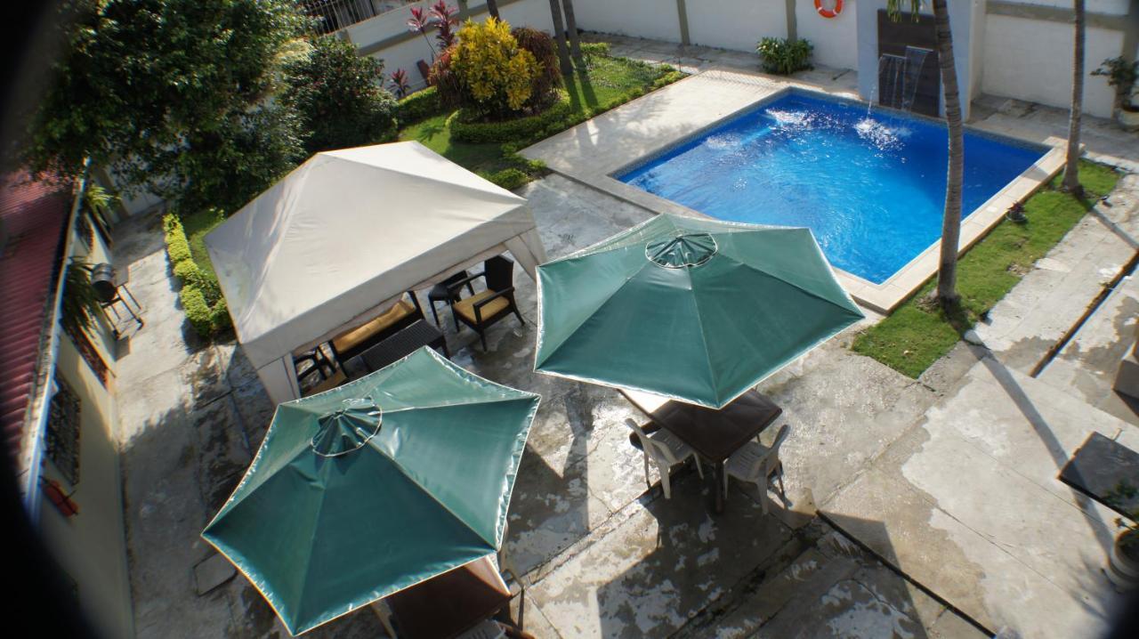 Urdesa Suites Hotel Guayaquil Exterior photo